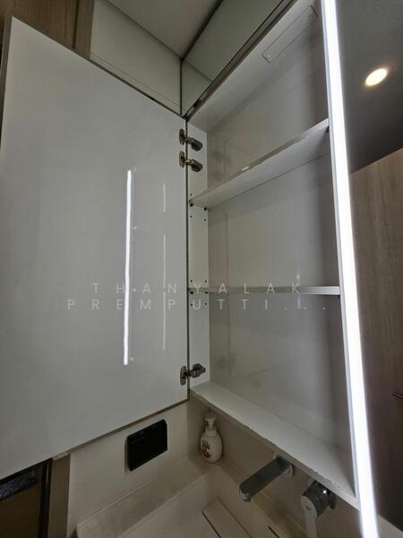 Siamese Exclusive 42, Bangkok, 19 Sukhumvit 42, Khlong Toei, Khlong Toei, Bangkok, 1 Bedroom, 37 sqm, Condo For Rent, by Thanyalak Premputtiphan, 500145414 - DDproperty.com