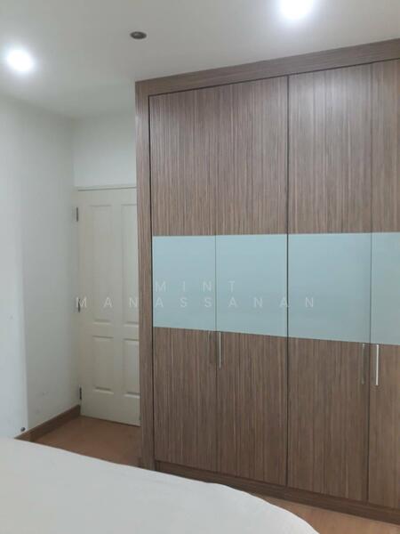 The Complete Narathiwat, Bangkok, 9 Naradhiwas Rajanagarindra Rd, Chong Nonsi, Yan Nawa, Bangkok, 1 Bedroom, 36 sqm, Condo For Rent, by Mint Manassanan, 500145418 - DDproperty.com