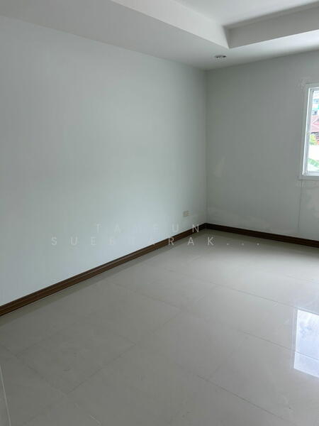 4-BR Townhouse, Bangkok, Phlapphla, Wang Thonglang, Bangkok, 4 Bedrooms, 360 sqm, Townhouse For Rent, by Tayfun  Suebsarakham , 500145421 - DDproperty.com