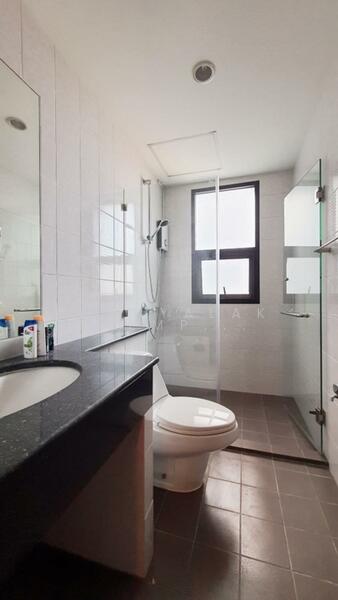 Vista Garden, Bangkok, 53 Saeng Thip Alley, Phra Kanong Nua, Watthana, Bangkok, 1 Bedroom, 49 sqm, Condo For Sale, by Thanyalak Premputtiphan, 500145427 - DDproperty.com