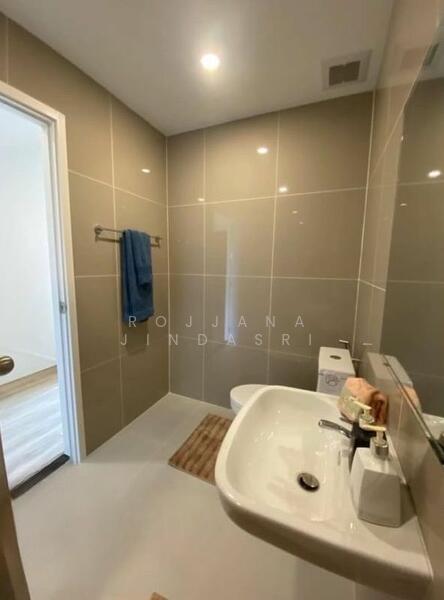 Patio Srinakarin-Rama 9, Bangkok, Krungthep Kreetha Road, Hua Mak, Bang Kapi, Bangkok, 3 Bedrooms, 141 sqm, Townhouse For Rent, by Rojjana Jindasri, 500145493 - DDproperty.com