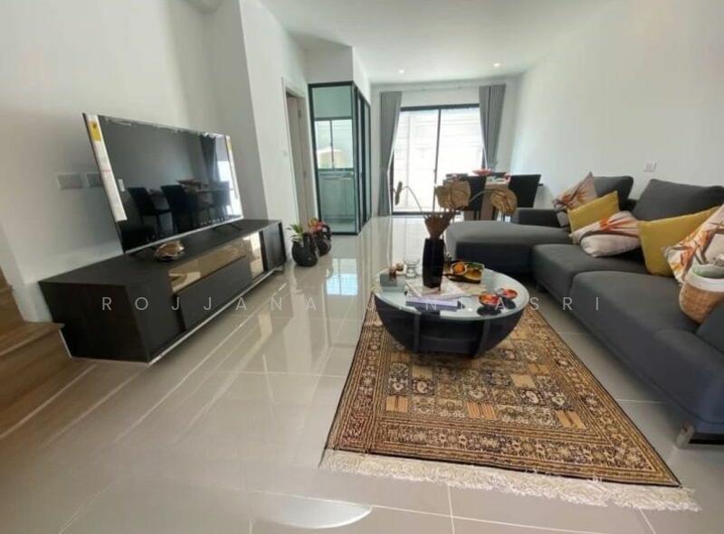 Patio Srinakarin-Rama 9, Bangkok, Krungthep Kreetha Road, Hua Mak, Bang Kapi, Bangkok, 3 Bedrooms, 141 sqm, Townhouse For Sale, by Rojjana Jindasri, 500145498 - DDproperty.com