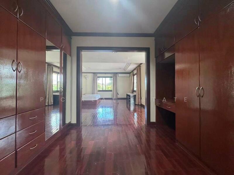 Pool View Villa 4 Bedroom for sale East Pattaya, Chon Buri (Pattaya), Bang Lamung, Bang Lamung (Pattaya), Chon Buri (Pattaya), 4 Bedrooms, 520 sqm, Single Detached House For Sale, by PLC Real Estate, 500145523 - DDproperty.com