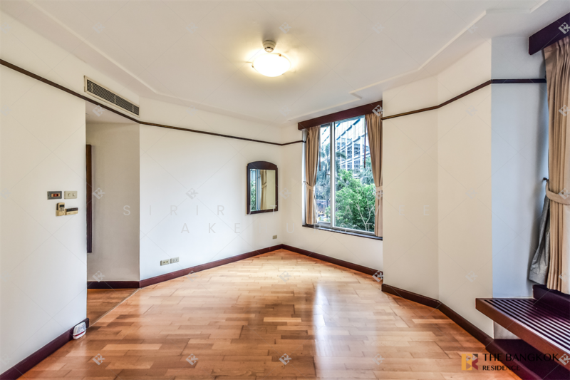 All Seasons Mansion, Bangkok, Soi Ruamrudee, Wireless Road, Lumphini, Pathum Wan, Bangkok, 3 Bedrooms, 178 sqm, Condo For Sale, by Sirirut Havee Akehurst, 500145527 - DDproperty.com