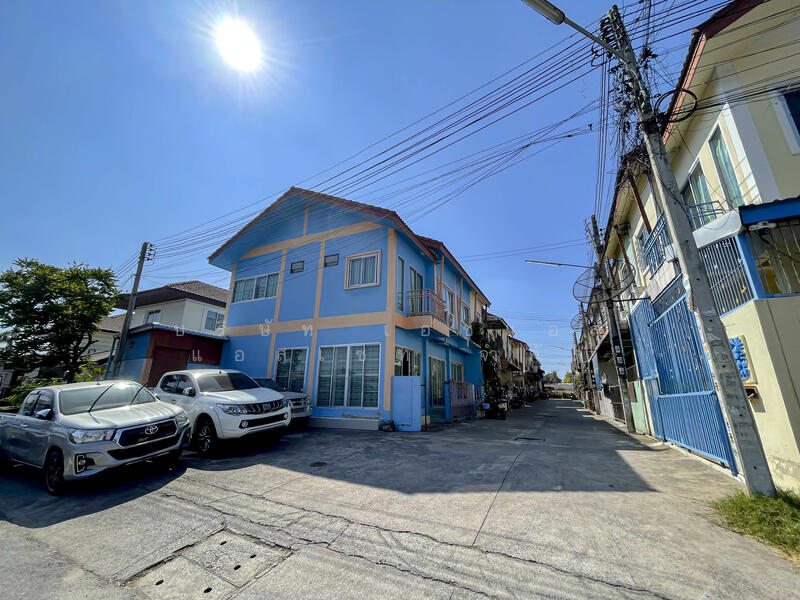 ทาวน์โฮม 2 หลังตีทะลุ หมู่บ้าน อุไรรัตน์ วิลเลจ ศรีราชา (หลังริม), ชลบุรี, ทุ่งสุขลา, ศรีราชา, ชลบุรี, 300 ตร.ม., ทาวน์เฮ้าส์ ขาย, โดย บริษัท เอชแอล แอสเซท จำกัด, 500145530 - DDproperty.com