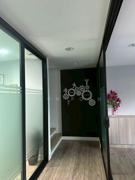 Home Office for Rent – 4.5-Storey | Prime Location near Central EastVille & Ramintra Expressway Area, Bangkok, เกษตร-นวมินทร์, Nawamin, Bueng Kum, Bangkok, 4 Bedrooms, 363 sqm, Townhouse For Rent, by Khun Poon, 500145535 - DDproperty.com