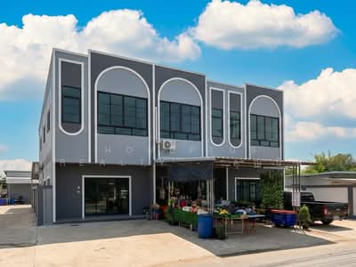 ขาย - อาคารพาณิชย์ ห้องริม ถนนโปร่งไผ่, ปราจีนบุรี