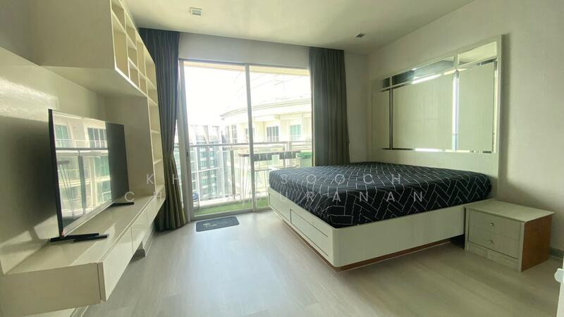 Sky Walk Residences, Bangkok, 1599 Sukhumvit Road, Phra Kanong Nua, Watthana, Bangkok, 1 Bedroom, 40 sqm, Condo For Rent, by Khemasooch Chiraburanan, 500145610 - DDproperty.com