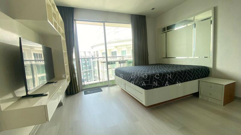 Sky Walk Residences, Bangkok, 1599 Sukhumvit Road, Phra Kanong Nua, Watthana, Bangkok, 1 Bedroom, 40 sqm, Condo For Rent, by Khemasooch Chiraburanan, 500145610 - DDproperty.com