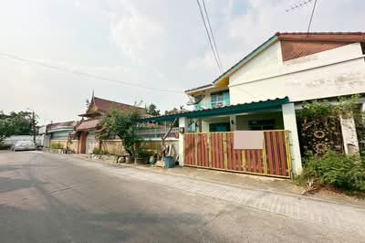 ขาย - ขายบ้านแฝด 2ชั้น 39ตรว.ลาดพร้าว 101 ซอย19 ถนนลาดพร้าว วังทองหลาง, กรุงเทพ