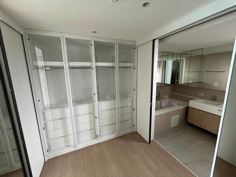 4-BR House, Bangkok, Khlong Tan Nua, Watthana, Bangkok, 4 Bedrooms, 400 sqm, Single Detached House For Rent, by Khemasooch Chiraburanan, 500145660 - DDproperty.com