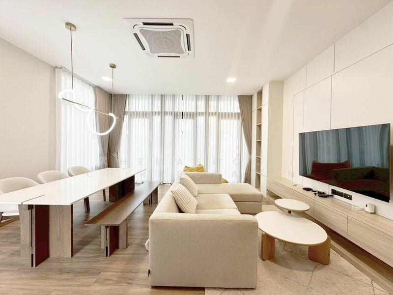 Patio Ratchayothin, Bangkok, Phahonyothin 32, Chan Kasem, Chatuchak, Bangkok, 3 Bedrooms, 267 sqm, Townhouse For Rent, by Khemasooch Chiraburanan, 500145669 - DDproperty.com