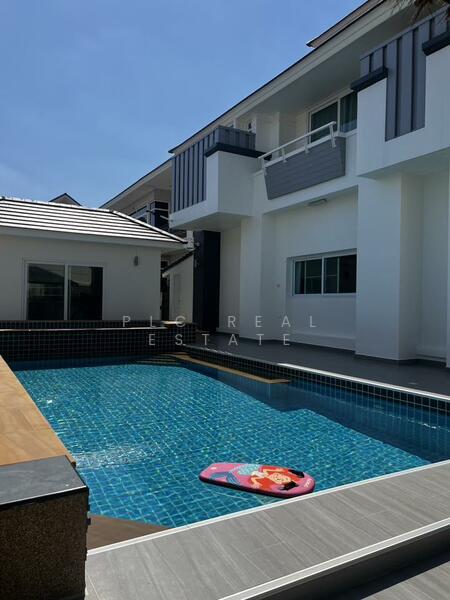 ขาย - ขายวิลล่าวิวสระว่ายน้ำส่วนตัวในพัทยาตะวันออก 5 ห้องนอน, ชลบุรี