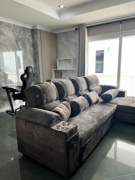 ขาย - ขายวิลล่าวิวสระว่ายน้ำส่วนตัวในพัทยาตะวันออก 5 ห้องนอน, ชลบุรี