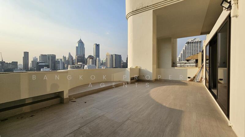 ให้เช่า - Crystal Garden Condominium : คริสตัล การ์เด้น, กรุงเทพ