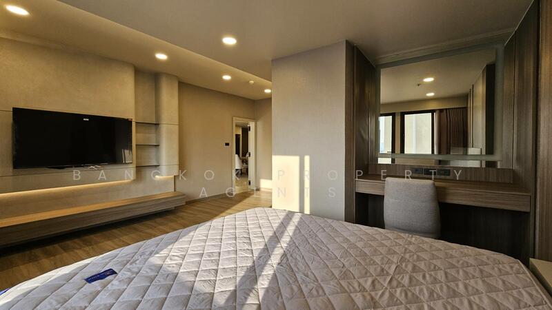 ให้เช่า - Crystal Garden Condominium : คริสตัล การ์เด้น, กรุงเทพ