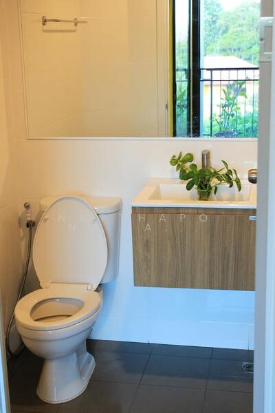 ขาย - The Excel Groove Lasalle 52 : ดิ เอ็กซ์เซล กรูฟ ลาซาล 52, กรุงเทพ