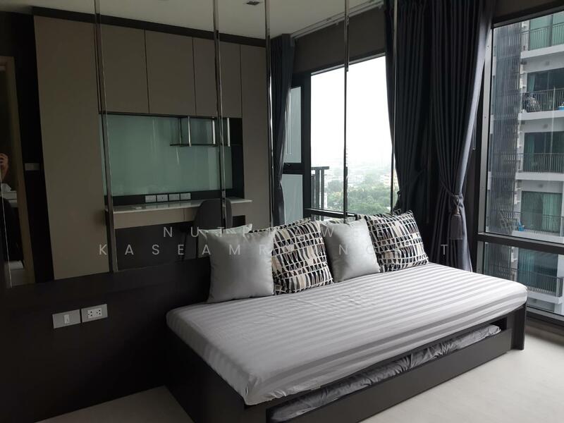 Rhythm Sukhumvit 36-38, Bangkok, 55 Soi Sukhumvit 36, Sukhumvit Road, Phra Kanong, Khlong Toei, Bangkok, 2 Bedrooms, 55 sqm, Condo For Sale, by Nutprawee Kaseamruangkit, 500145774 - DDproperty.com