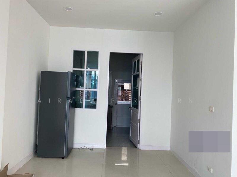 Perfect Place Ramkhamhaeng 164, Bangkok, Soi Ramkhamhaeng 164, Saphan Sung, Saphan Sung, Bangkok, 4 Bedrooms, 328 sqm, Single Detached House For Rent, by Airada Parasarn, 500145776 - DDproperty.com