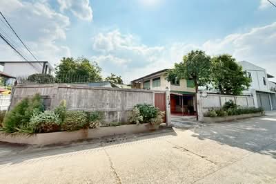 ขาย - ถนนลาดพร้าว ถนนโชคชัย 4 ซอย 84 แยก 2-9 ซอยร่วมใจพัฒนา 14 แขวงลาดพร้าว เขตบางกะปิ กทม.10240, กรุงเทพ