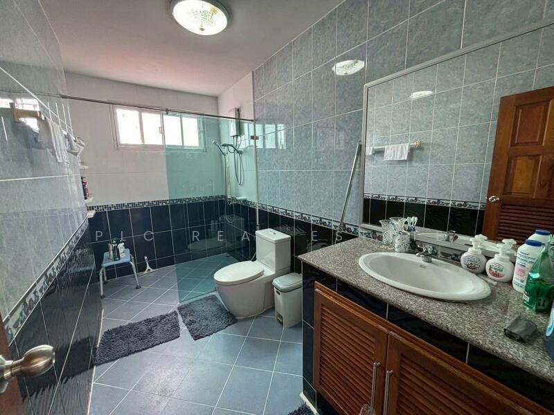 House for sale in East Pattaya with 3 Bedrooms, Chon Buri (Pattaya), Bang Lamung, Bang Lamung (Pattaya), Chon Buri (Pattaya), 3 Bedrooms, 624 sqm, Single Detached House For Sale, by PLC Real Estate, 500145781 - DDproperty.com