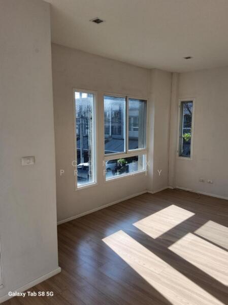 Baan Klang Muang Suanluang, Bangkok, On Nut Road, Dok Mai, Prawet, Bangkok, 3 Bedrooms, 128 sqm, Townhouse For Sale, by Connex Property, 500145817 - DDproperty.com