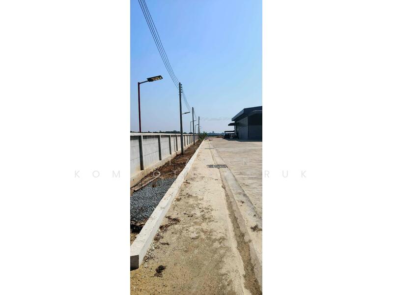 ให้เช่าโกดังพร้อมสำนักงาน พื้นที่ 7 ไร่ ไฟฟ้า 3 เฟส ทำเลดี เดินทางสะดวก บางปลาม้า สุพรรณบุรี, สุพรรณบุรี, สาลี, บางปลาม้า, สุพรรณบุรี, 900 ตร.ม., โกดัง-โรงงาน ให้เช่า, โดย Jutanon Komoottanaruk, 500145819 - DDproperty.com