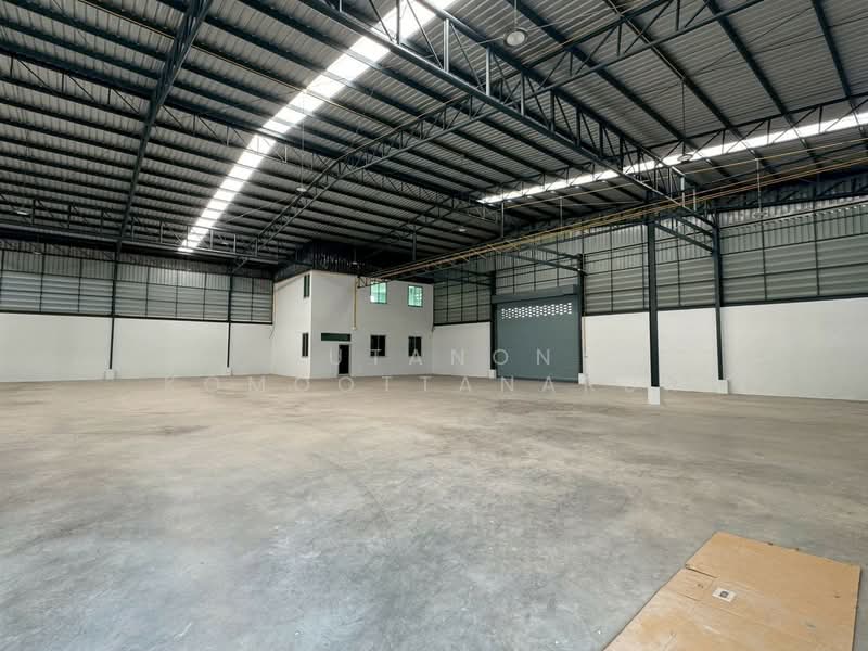 ให้เช่าโกดังพร้อมสำนักงาน พื้นที่ 7 ไร่ ไฟฟ้า 3 เฟส ทำเลดี เดินทางสะดวก บางปลาม้า สุพรรณบุรี, สุพรรณบุรี, สาลี, บางปลาม้า, สุพรรณบุรี, 900 ตร.ม., โกดัง-โรงงาน ให้เช่า, โดย Jutanon Komoottanaruk, 500145819 - DDproperty.com