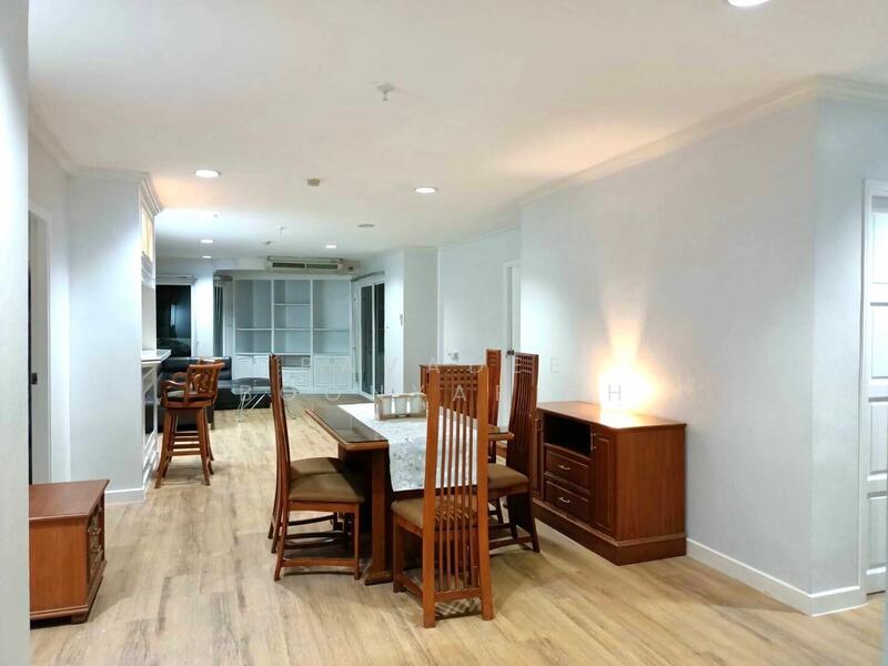 Fifty Fifth Tower, Bangkok, 84 Soi Sukhumvit 55, Sukhumvit Road, Khlong Tan Nua, Watthana, Bangkok, 3 Bedrooms, 195 sqm, Condo For Sale, by Pavadee Boonyarith, 500145823 - DDproperty.com