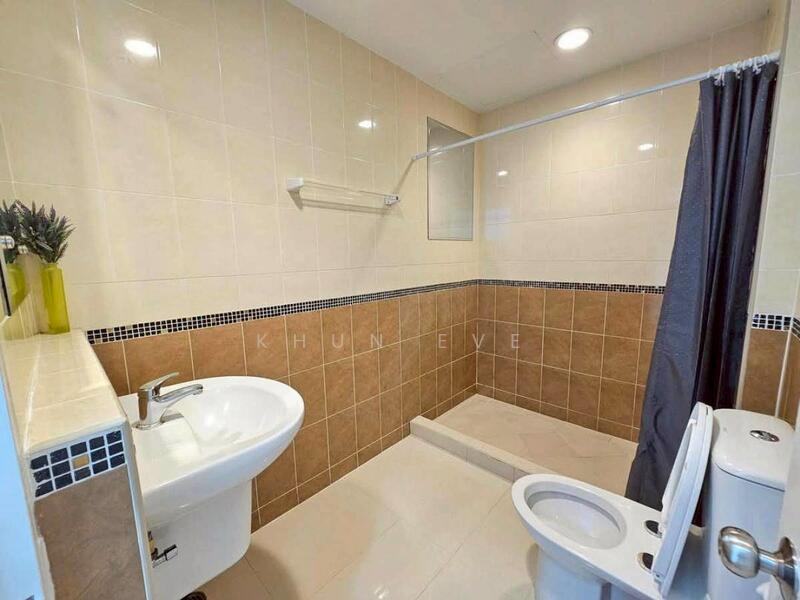 Home Office for rent Baan Klang Muang S-Sense Srinakarin ( SPSEVE1707 ), Bangkok, ซ. ศรีนครินทร์ 46/1, Nong Bon, Prawet, Bangkok, 3 Bedrooms, 170 sqm, Townhouse For Rent, by Khun Eve, 500145839 - DDproperty.com