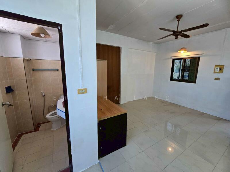 ขายหอพักนักศึกษาติดรั้ว มหาวิทยาลัยนเรศวร ใกล้ ประตู 4 และ 5, พิษณุโลก, ท่าโพธิ์, เมืองพิษณุโลก, พิษณุโลก, 924 ตร.ม., ตึกแถว-อาคารพาณิชย์ ขาย, โดย ERA Thailand, 500145879 - DDproperty.com