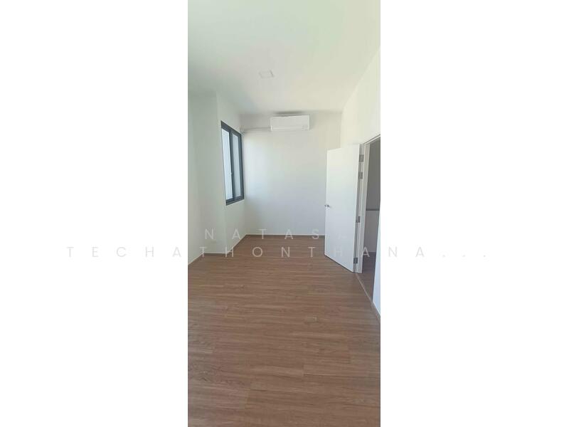 ทาวน์เฮ้าส์ 3-ห้องนอน, กรุงเทพ, ท่าแร้ง, บางเขน, กรุงเทพ, 150 ตร.ม., ทาวน์เฮ้าส์ ให้เช่า, โดย Natasa Techathonthanakhun, 500145938 - DDproperty.com