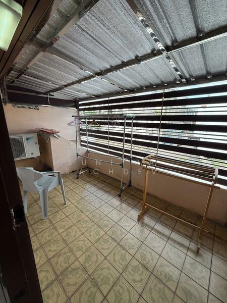 บ้าน 3 ชั้น ซอยปรีดีพนมยงค์ 17, Bangkok, Phra Kanong Nua, Watthana, Bangkok, 5 Bedrooms, 125 sqm, Single Detached House For Rent, by Sunitra Sachdev, 500145955 - DDproperty.com