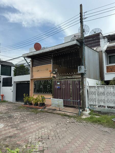 บ้าน 3 ชั้น ซอยปรีดีพนมยงค์ 17, กรุงเทพ, พระโขนงเหนือ, วัฒนา, กรุงเทพ, 125 ตร.ม., บ้านเดี่ยว ให้เช่า, โดย Sunitra Sachdev, 500145955 - DDproperty.com