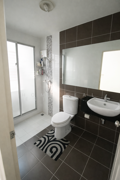 Townplus On Nut, Bangkok, On Nut - Ladkrabang Road, Lat Krabang, Lat Krabang, Bangkok, 4 Bedrooms, 155 sqm, Townhouse For Sale, by HOME Real Estate Service, 500145960 - DDproperty.com