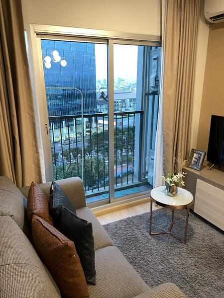 Noble Revolve Ratchada 2, Bangkok, 70 Soi Ratchadaphisek 10, Ratchadaphisek Road, Huai Khwang, Huai Khwang, Bangkok, 2 Bedrooms, 39 sqm, Condo For Sale, by Tittayaporn Kim (Jenny), 500145965 - DDproperty.com