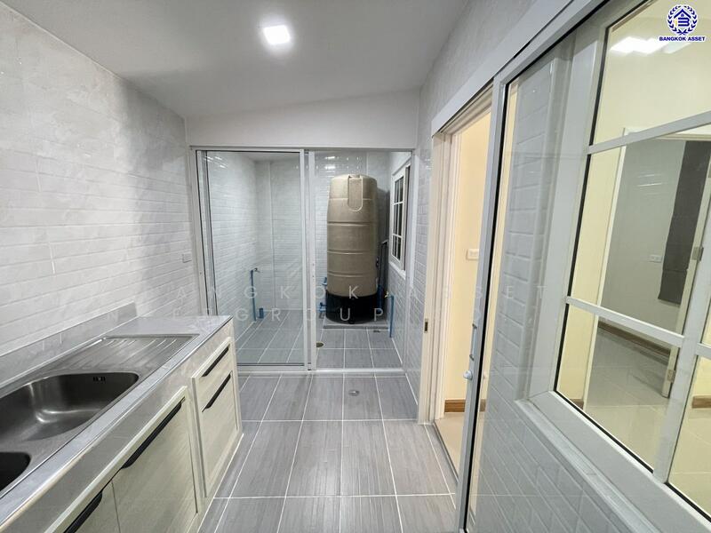 Golden Town Rattanathibet-Saima Station : โกลเด้น ทาวน์ รัตนาธิเบศร์-สถานีรถไฟฟ้าไทรม้า, นนทบุรี, ซอยวัดเพลง-บางนา ถนนรัตนาธิเบศร์, ตลาดขวัญ, เมืองนนทบุรี, นนทบุรี, 131 ตร.ม., ทาวน์เฮ้าส์ ขาย, โดย Bangkok Asset Intergroup Co.,Ltd. Ltd., 500145976 - DDproperty.com