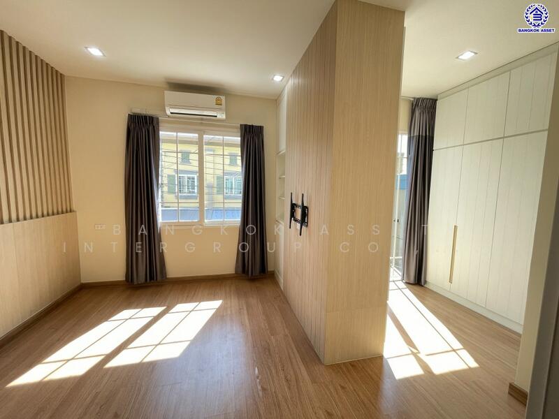Golden Town Rattanathibet-Saima Station, Nonthaburi, Soi Wat Pleng-Bang Na Alley, Rattanathibet Road, Talat Kwan, Muang Nonthaburi, Nonthaburi, 4 Bedrooms, 131 sqm, Townhouse For Sale, by Bangkok Asset Intergroup Co.,Ltd. Ltd., 500145976 - DDproperty.com