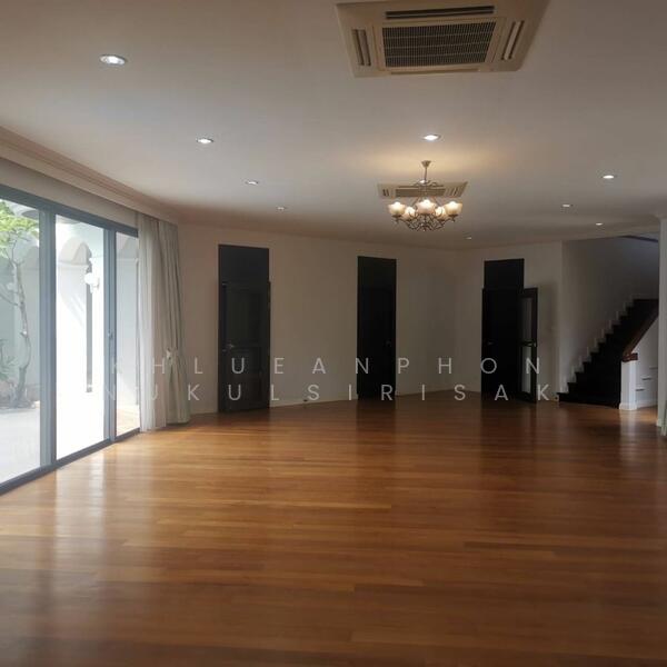 Panya Pattanakarn Village, Bangkok, Soi Phatthanakarn 30, Suan Luang, Suan Luang, Bangkok, 5 Bedrooms, 434 sqm, Single Detached House For Rent, by Khlueanphon Nukulsirisak, 500145980 - DDproperty.com