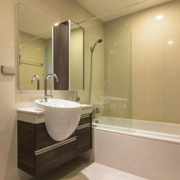 Sky Walk Residences, Bangkok, 1599 Sukhumvit Road, Phra Kanong Nua, Watthana, Bangkok, 1 Bedroom, 50 sqm, Condo For Sale, by Anya Atarchanai , 500146017 - DDproperty.com