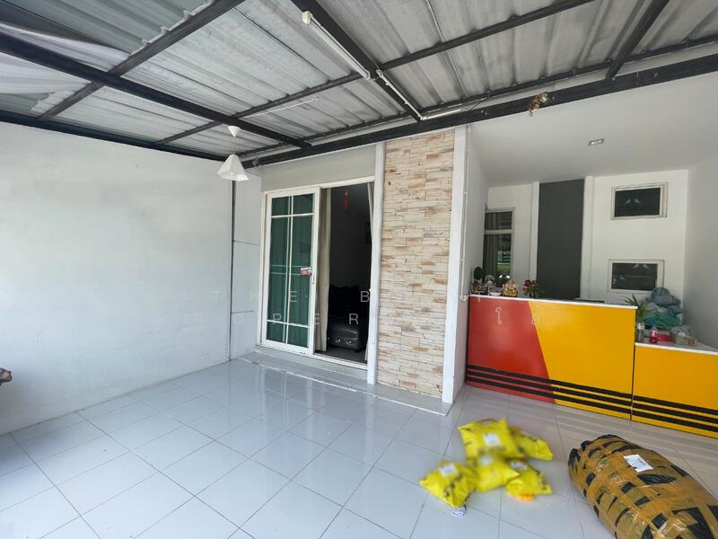 Golden Town Bangna-Suanluang : โกลเด้น ทาวน์ บางนา-สวนหลวง, กรุงเทพ, ถนนกาญจนาภิเษก, ดอกไม้, ประเวศ, กรุงเทพ, 100 ตร.ม., ทาวน์เฮ้าส์ ขาย, โดย The Best Property โอ๋, 500146024 - DDproperty.com