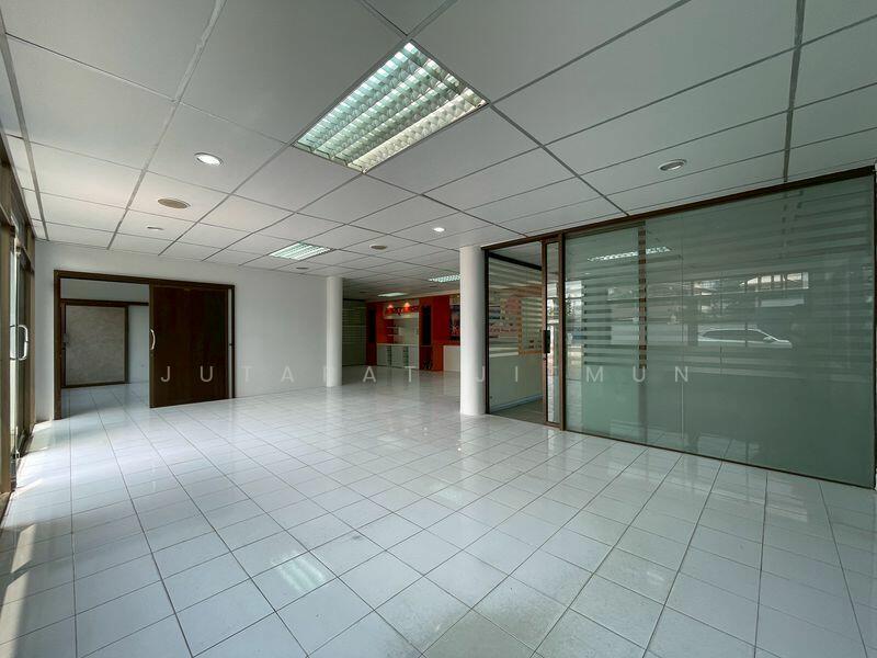 อาคารสำนักงาน โกดัง บ้าน ในพื้นที่เดียวกัน ซอยจันทน์ 43, Bangkok, Thung Wat Don, Sathon, Bangkok, , 2,066 sqm, Office Space For Rent, by Jutarat Jitmun, 500146064 - DDproperty.com