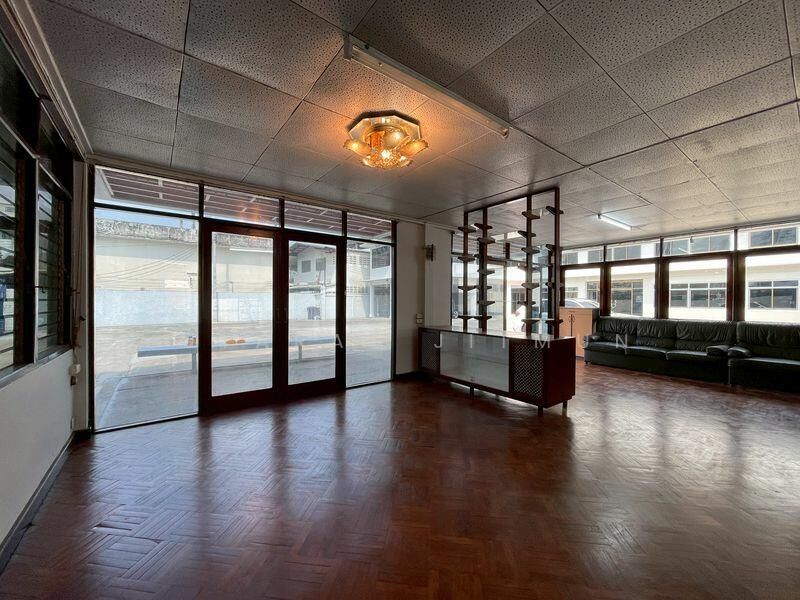 อาคารสำนักงาน โกดัง บ้าน ในพื้นที่เดียวกัน ซอยจันทน์ 43, Bangkok, Thung Wat Don, Sathon, Bangkok, , 2,066 sqm, Office Space For Rent, by Jutarat Jitmun, 500146064 - DDproperty.com