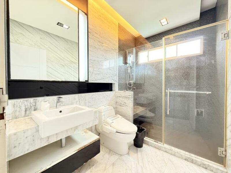 Nanthawan Uthayan-Aksa, Bangkok, Uthayan Road, Sala Thammasop, Thawi Watthana, Bangkok, 5 Bedrooms, 200 sqm, Single Detached House For Sale, by ศิริเพ็ญ ทองอ่อน, 500146075 - DDproperty.com