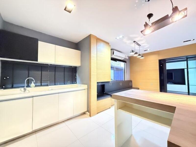 Nanthawan Uthayan-Aksa, Bangkok, Uthayan Road, Sala Thammasop, Thawi Watthana, Bangkok, 5 Bedrooms, 200 sqm, Single Detached House For Sale, by ศิริเพ็ญ ทองอ่อน, 500146075 - DDproperty.com