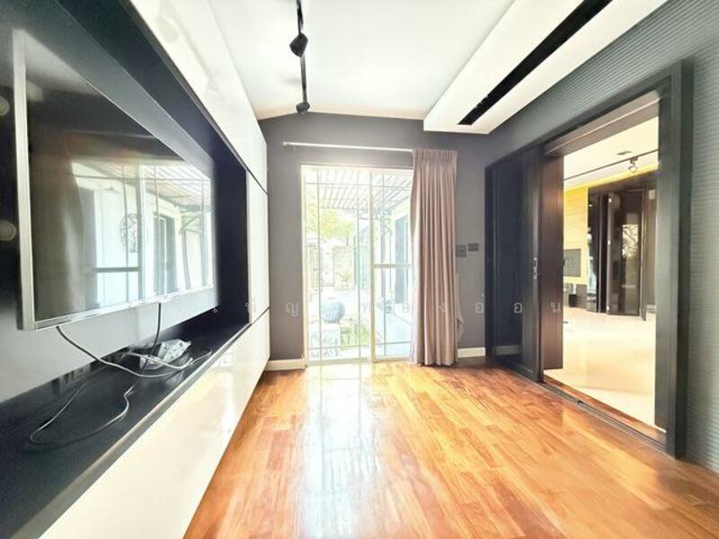 Nanthawan Uthayan-Aksa, Bangkok, Uthayan Road, Sala Thammasop, Thawi Watthana, Bangkok, 5 Bedrooms, 200 sqm, Single Detached House For Sale, by ศิริเพ็ญ ทองอ่อน, 500146075 - DDproperty.com