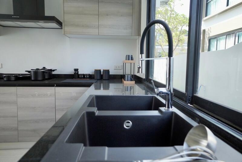 Chicmo Place 48, Chiang Mai, Srilanna Road, Pa Tun, Muang Chiang Mai, Chiang Mai, 4 Bedrooms, 350 sqm, Single Detached House For Rent, by วราพร ตางจงราช, 500146091 - DDproperty.com