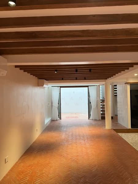 New Townhouse For Rent Contemporary Style at Phrom Phong, กรุงเทพ, สุขุมวิท 39, คลองตันเหนือ, วัฒนา, กรุงเทพ, 350 ตร.ม., ทาวน์เฮ้าส์ ให้เช่า, โดย Suchanya Piboonwiput, 500146094 - DDproperty.com