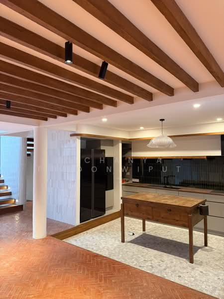 New Townhouse For Rent Contemporary Style at Phrom Phong, กรุงเทพ, สุขุมวิท 39, คลองตันเหนือ, วัฒนา, กรุงเทพ, 350 ตร.ม., ทาวน์เฮ้าส์ ให้เช่า, โดย Suchanya Piboonwiput, 500146094 - DDproperty.com