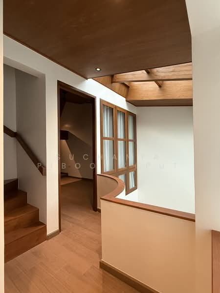 New Townhouse For Rent Contemporary Style at Phrom Phong, กรุงเทพ, สุขุมวิท 39, คลองตันเหนือ, วัฒนา, กรุงเทพ, 350 ตร.ม., ทาวน์เฮ้าส์ ให้เช่า, โดย Suchanya Piboonwiput, 500146094 - DDproperty.com